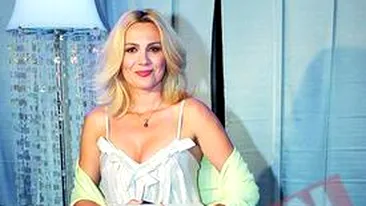 Ionela Prodan i-a dat cu flit Danei Savuica