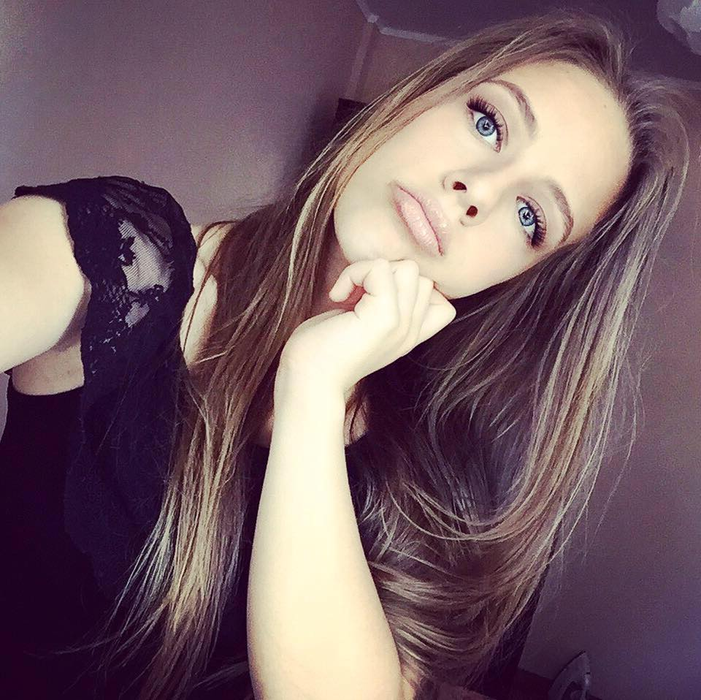 Ce s-a ales de Jennifer Dumitrașcu, fetița inocentă din serialul Îngerașii de la Pro TV, la 11 ani de la terminarea filmărilor