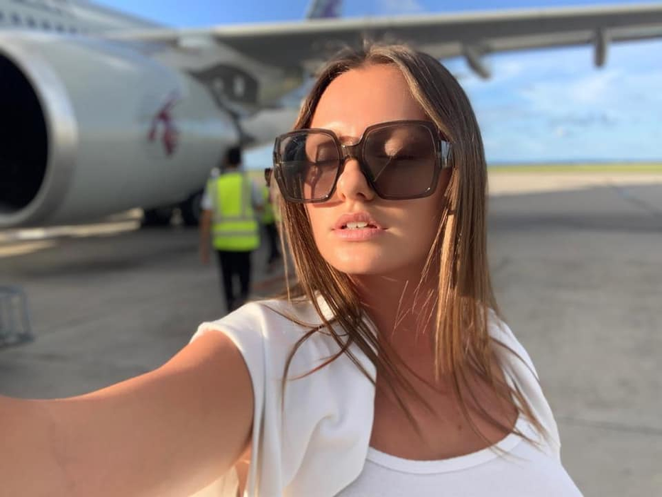 Alexandra Stan, filmată goală în cadă în timp ce cântă o manea celebră! Înregistrarea a devenit virală