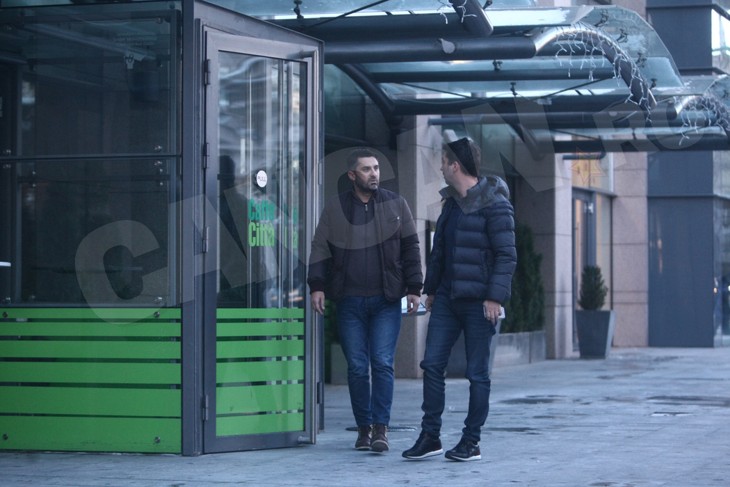Imaginile care probează totul! Prietenie suspectă între un antrenor cu sânge de dinamovist şi un parior celebru!