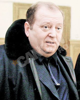 OLĂROIU l l-a dat în judecată pe vărul lui GIGI BECALI din cauza unei datorii, şi a pierdut. Ce putea să facă mai departe