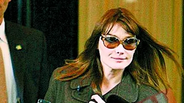 Carla isi schimba vocea cand iese in oras