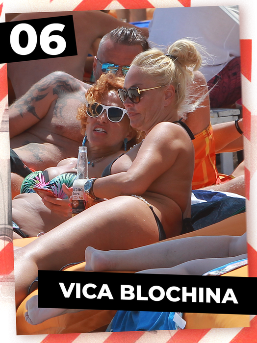 CANCAN.RO a scotocit în arhiva de aur și iată clasamentul! TOP 40 bombe-sexy cărora le place mult șprițul la plajă!