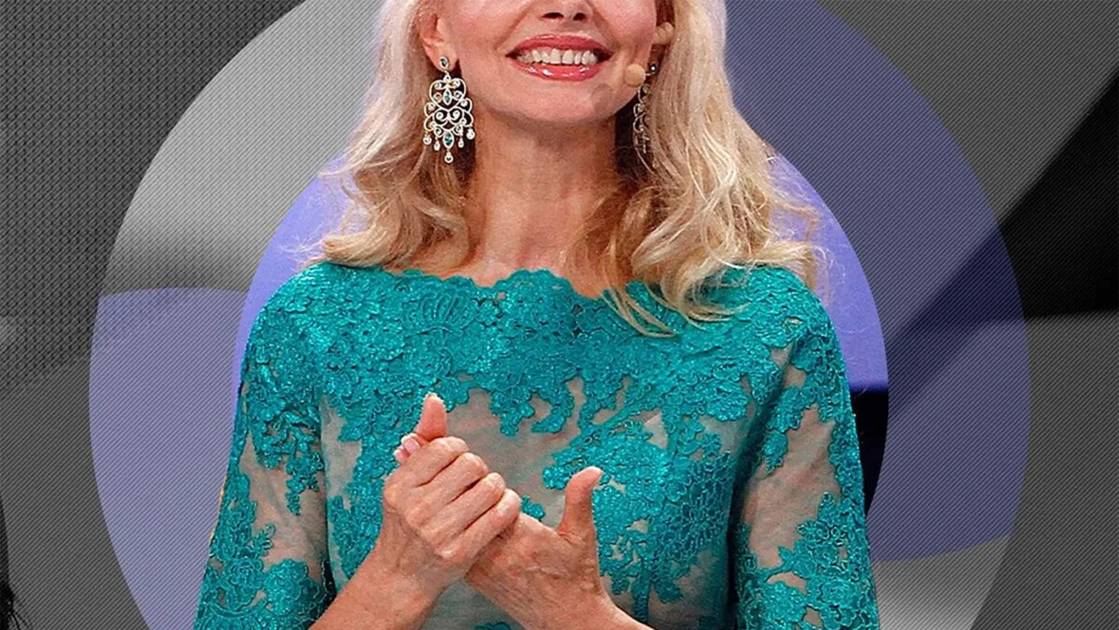 Cea mai tânără bunică din showbiz-ul nostru. Cine este vedeta care a devenit bunică la doar 39 de ani