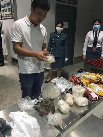 "Bujie" a fost prins cu cinci kilograme de droguri pe aeroportul internaţional din Phnom Penh