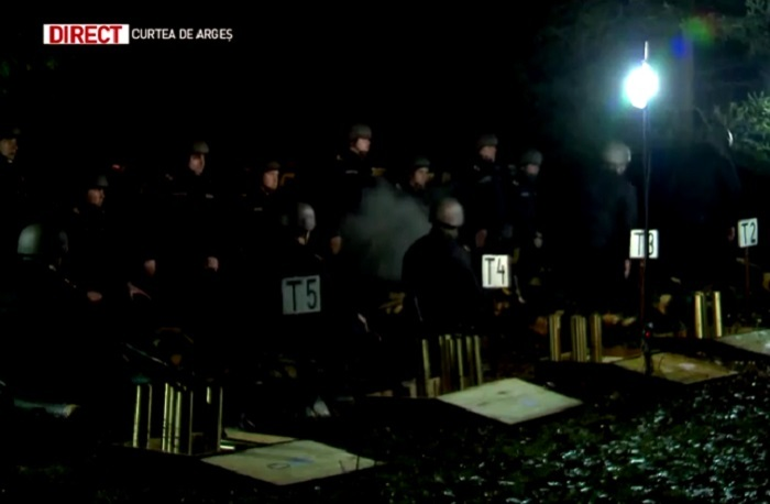 Ce s-a întâmplat azi la Palatul Elisabeta! Membrii Casei Regale, într-o ipostază rară la o săptămână după ce Regele Mihai a fost înmormântat
