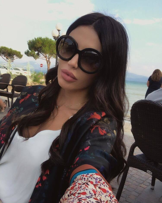Cătălin Cazacu se iubeşte cu o bombă sexy! Ana îi ţine pumnii strânşi campionului, plecat în Republica Dominicană, la Exatlon!