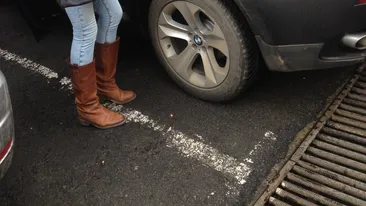 Bianca Dragusanu a dat in mintea copiilor. Vezi ce prietena noua si-a facut roscata si cum se comporta cu ea!