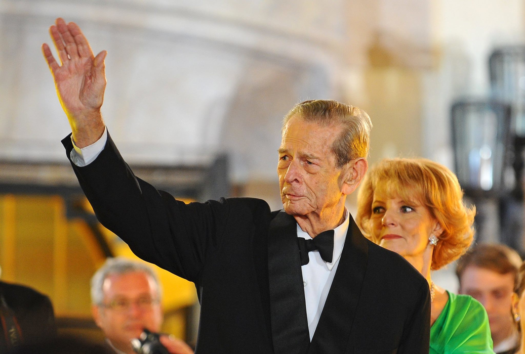 Previziunea lui Carmen Harra despre Regele Mihai s-a adeverit! Alte două nume grele din showbiz ne vor părăsi: „… va muri într-un accident rutier”