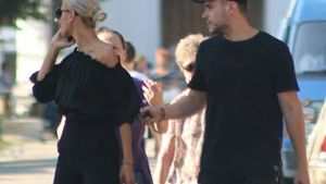 Alina Eremia şi fratele ei, distruşi de durere! Imagini realizate în această seară, în Bucureşti! Au plâns la
căpătâiul...