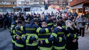 Povestea bancherului-erou din Elveția. A salvat 10 tineri din incendiul din Crans-Montana, după ce a primit un apel de la fiica sa