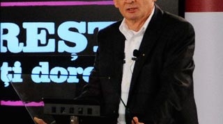 Oprescu a stat de vorba cu peste 300 de profesori: "Vreau sa puteti sa intrati intr-o scoala unde sa va faca placere sa va duceti!"