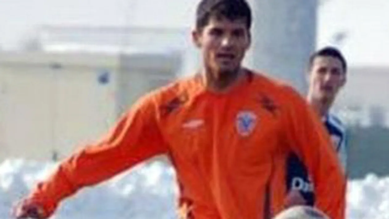 Fotbalist de 23 de ani de la Juventus Bucuresti a murit pe terenul de fotbal
