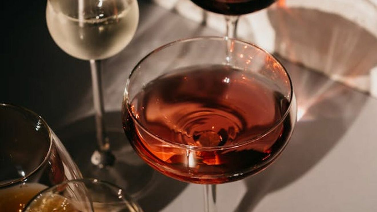 (P) Arome și tradiție: ce trebuie să știi despre coniac și whisky