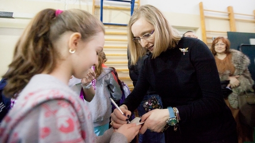 Surpriza de proportii pentru mai multi pusti din Capitala! Gabi Szabo le-a facut o vizita!