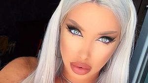 Loredana Chivu, gesturi obscene într-un club din București. Fotografia care i-a revoltat pe internauți