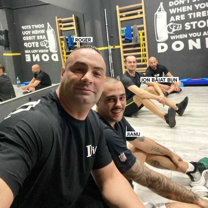 Roger, Jianu și Jon Băiat Bun, în sala de antrenament (SURSA FOTO: CANCAN.RO)