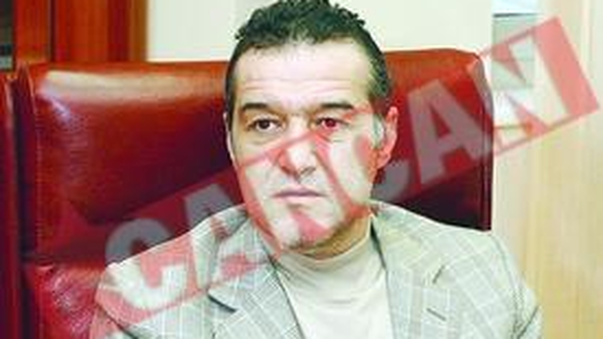 Cum il "ingroapa" Gigi Becali pe... Vali Badea