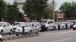Zi de foc pentru polițiștii din Dâmbovița, după ce l-au scăpat pe Ghenosu. Ministrul de Interne și șeful Poliției au descins la Târgoviște
