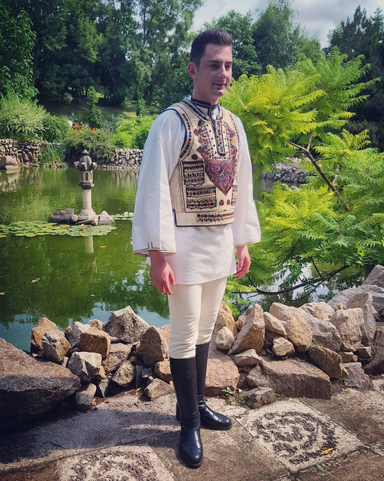 Ionuț Robert Pumnea s-a îndrăgostit de o artistă (Sursă: Instagram)