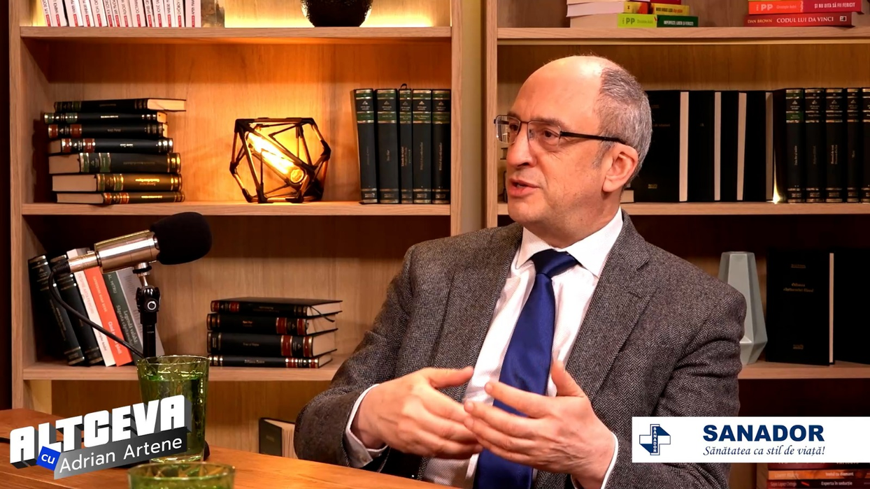 Urmărește interviul integral cu Dragoș Vinereanu, sâmbătă, 11 februarie, de la ora 19.00, doar pe canalul de YouTube Altceva cu Adrian Artene / (Sursa: Captură video)