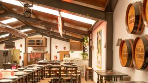 Ce a păţit un român care a mers în vacanţă în Malaga? ”La un restaurant de 5 stele din Malaga m-a costat o bere cât la supermarket în Vamă”