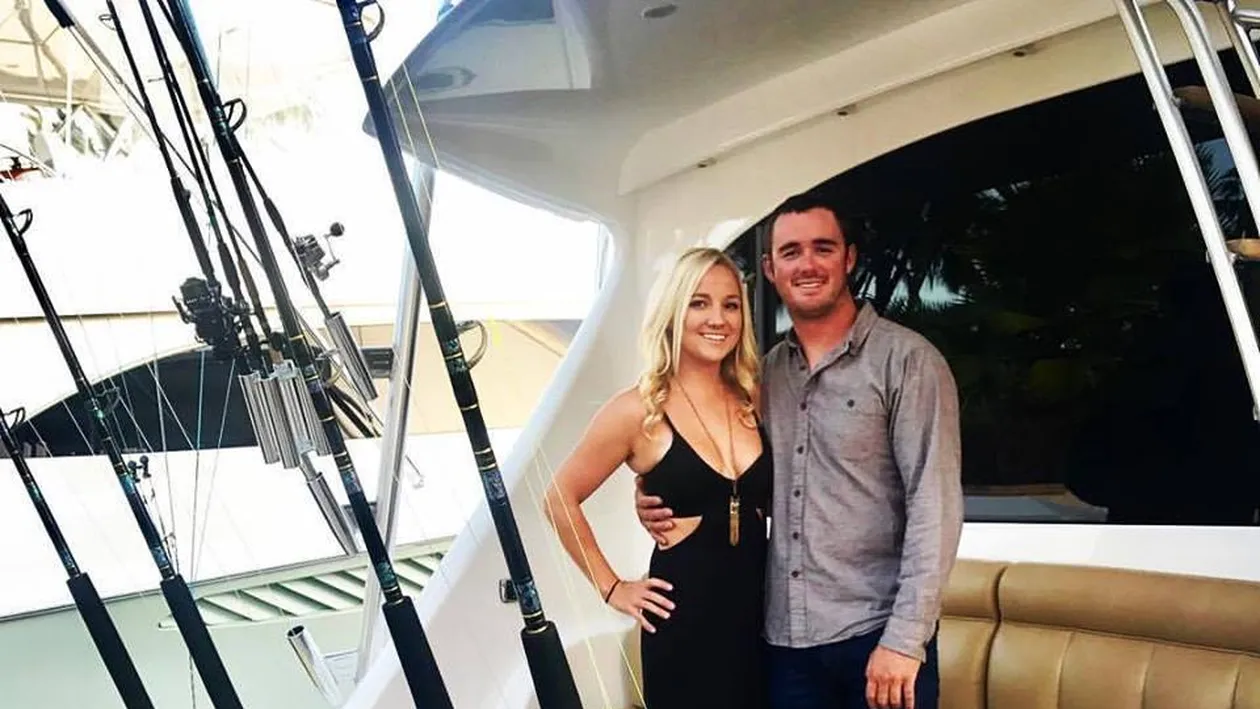 Caz înfiorător: un bărbat şi-a omorât iubita, apoi s-a sinucis! Ce s-a întâmplat înainte de tragedie şi ce urma să facă ucigaşul chiar în ziua de Crăciun