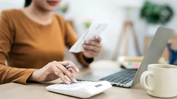 Facturile la energie ar putea fi mai mici! Cât vom plăti pentru 1 kWh dacă furnizorii cad de acord