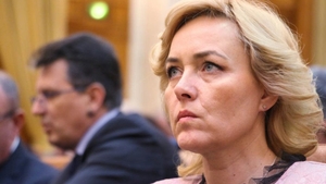 Anchetă la Teleorman, unde fiul ministrului de Interne Carmen Dan ar fi fost bătut într-o discotecă