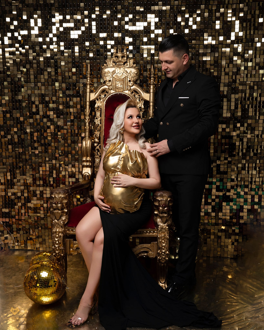 Adina Popovici și Mihai Sicoe au devenit părinți
