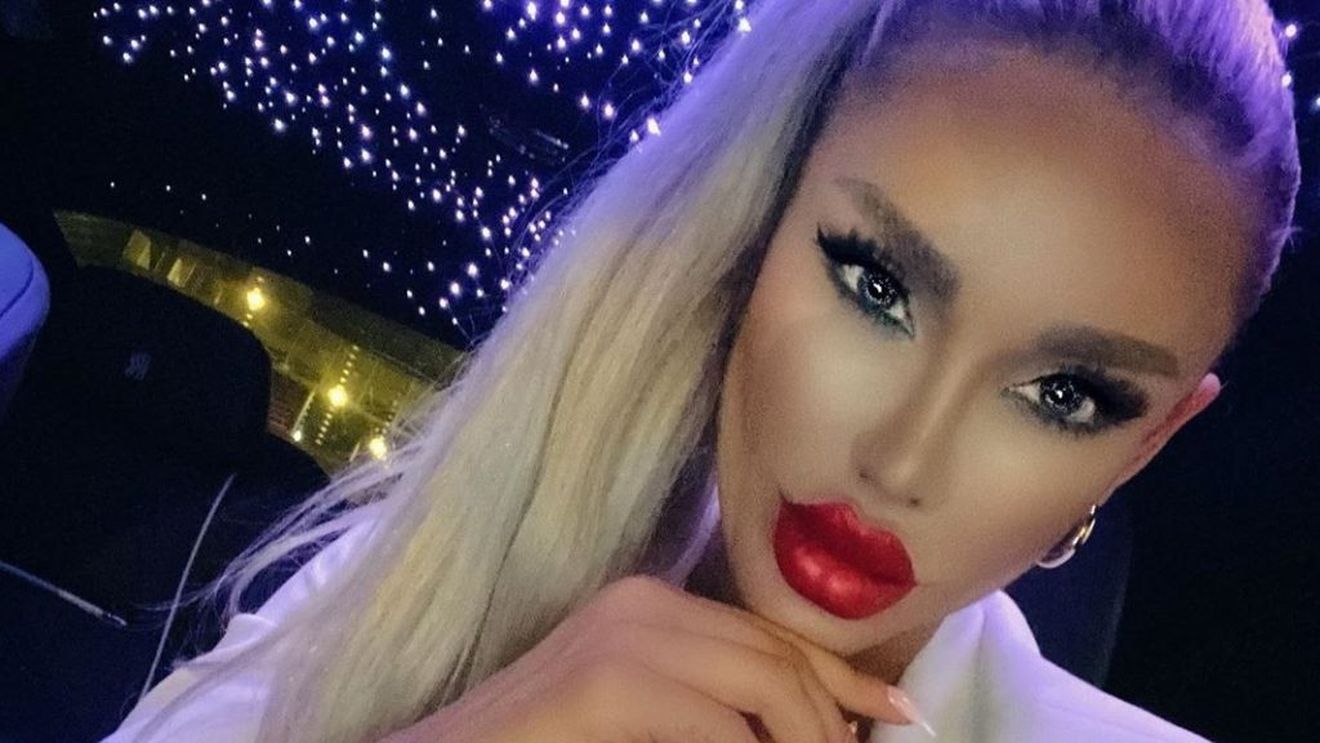 FOTO | Bianca Drăgușanu, aroganță în plină zi! Poliția a trecut pe lângă ea