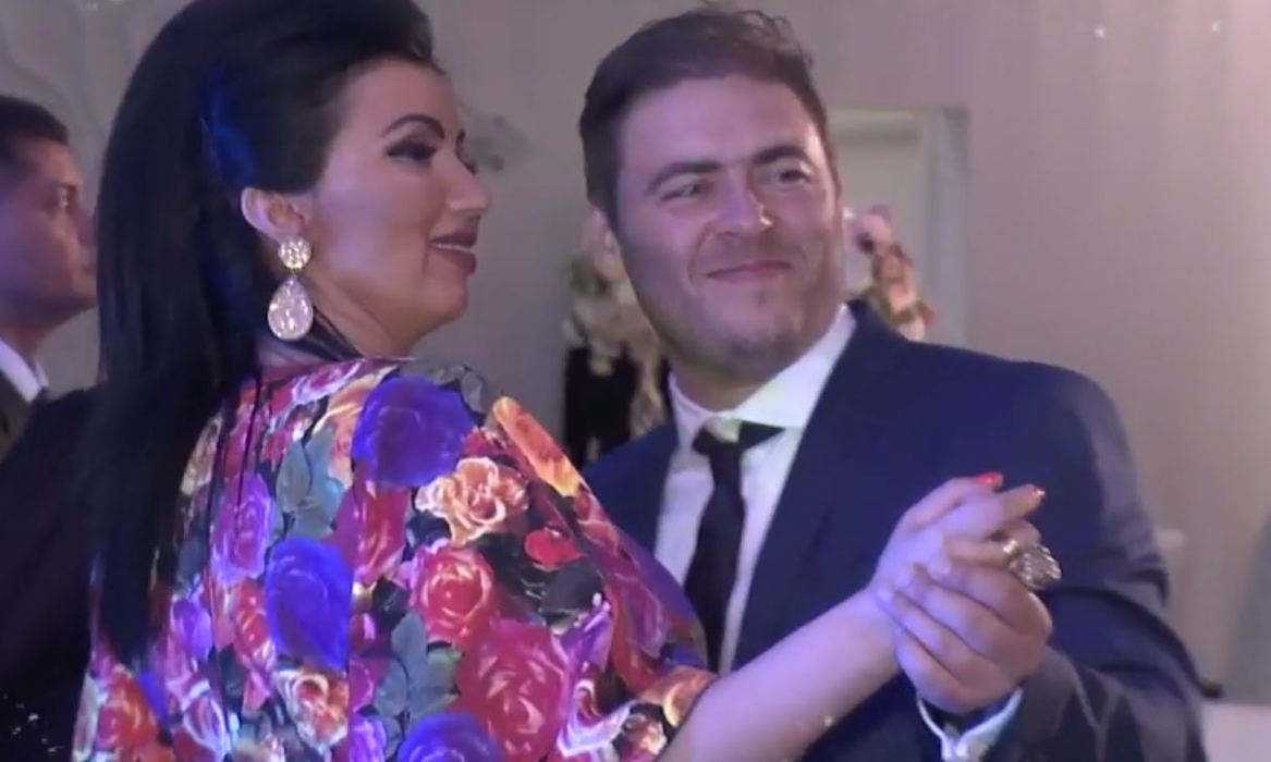 Adriana Bahmuțeanu a dansat toată noaptea cu un bărbat misterios