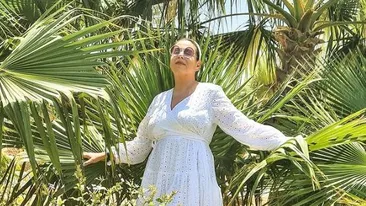 Fotografia emoționantă, din azil, pe care Mioara Roman i-a trimis-o Oanei, de ziua ei: ”Te iubesc, mama!”