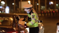 495 lei amendă pentru toți șoferii români care pleacă la drum noaptea, fără a verifica acest detaliu aparent banal
