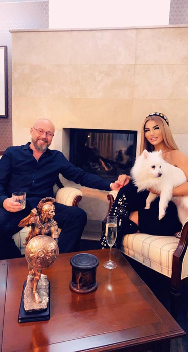 Cosmin Bălcăcean, alături de logodnica lui, cu care are o relație de un an
