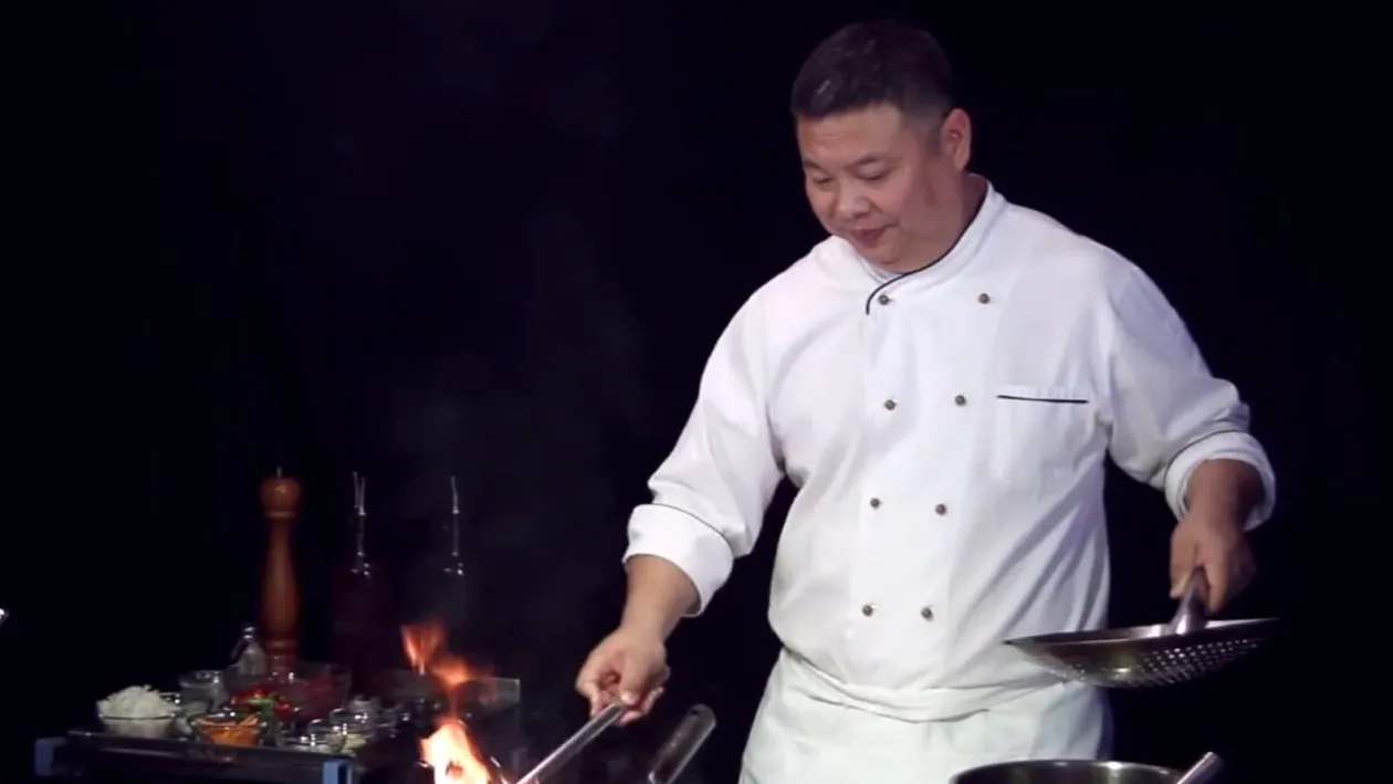 Chef John dezvăluie secretul pentru Vită Mongolă fragedă și caramelizată – rețeta care transformă tigaia wok într-un spectacol de arome