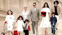 TOP 10 | Vedetele din România cu cei mai mulți copii: Liderul are 12! Cine sunt „mămicile eroine” și „tăticii eroi” din showbiz