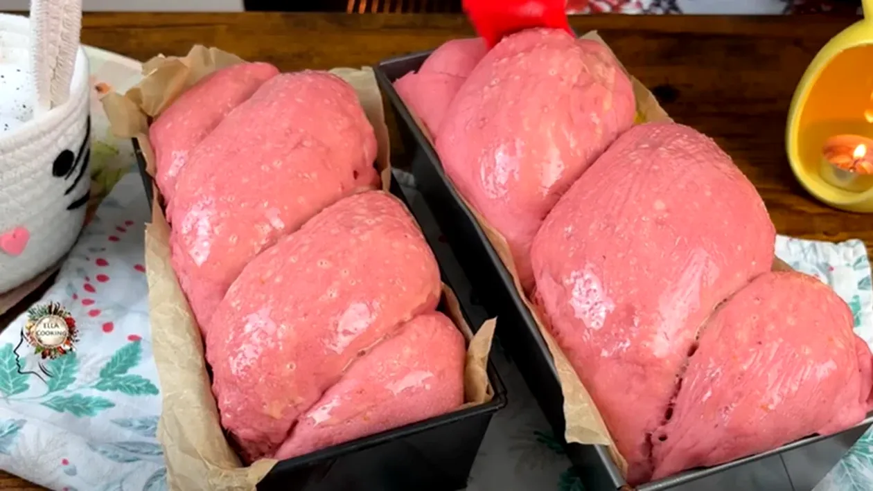 Ce ingrediente conține cozonacul roz, de fapt. A devenit VIRAL: Eu sigur aș mânca!