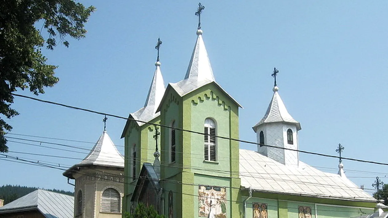 Incredibila poveste a unei icoanei facatoare de minuni! Ce se intampla intr-o micuta biserica din Bucovina e aproape de necrezut