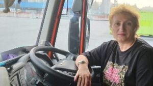 Sacrificiul suprem al unei șoferițe românce de TIR. Nu a mai dat pe acasă de 6 săptămâni, să nu își infecteze familia