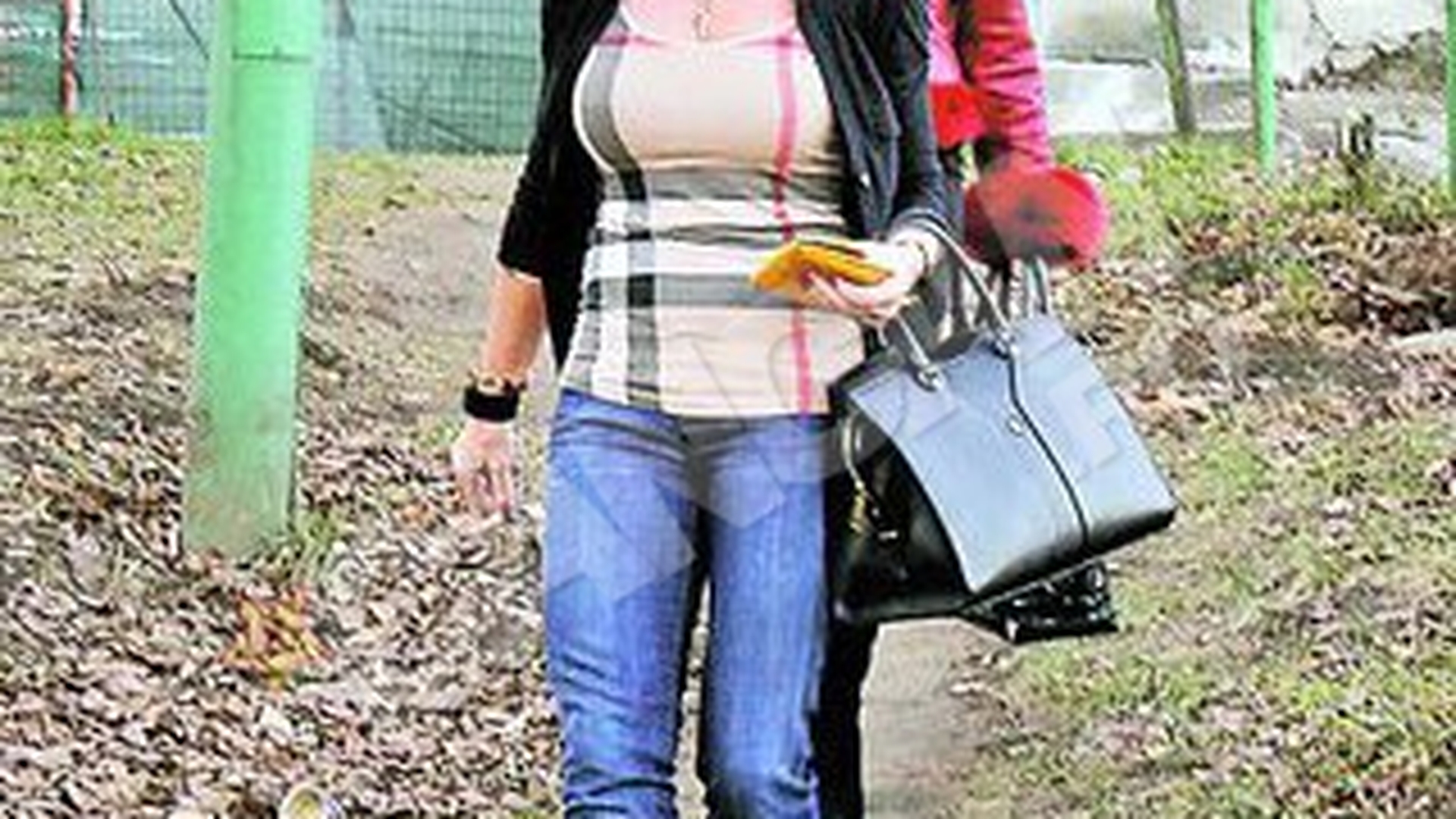 Fosta mare gimnasta a sosit de urgenta in Romania. Nadia si-a vizitat in secret tatal bolnav de ciroza