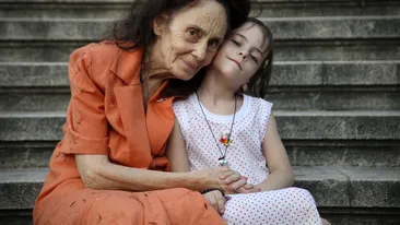 Adriana Iliescu, cea mai bătrână mamă din lume, îşi serbează astăzi fiica: Copilul mi-a depăşit aşteptările
