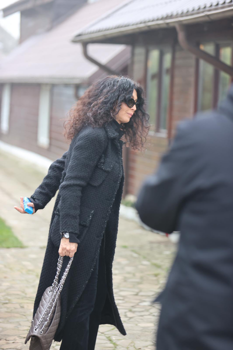 Mihaela Rădulescu a sosit la capela din Snagov