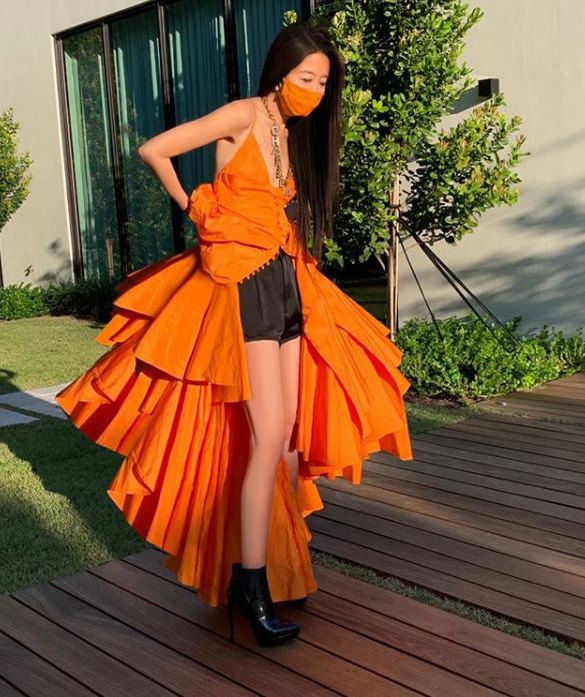 Imagini de senzație! Creatoarea de modă Vera Wang arată la 70 de ani, mai bine ca o adolescentă de 20. FOTO