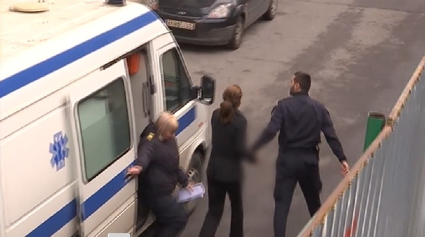 Mărturiile șocante ale Alexandrei Costache, fata care a reușit să “dribleze” moartea când Magdalena Șerban, “criminala de la metrou”, a împins-o de trei ori când trenul intra în stație