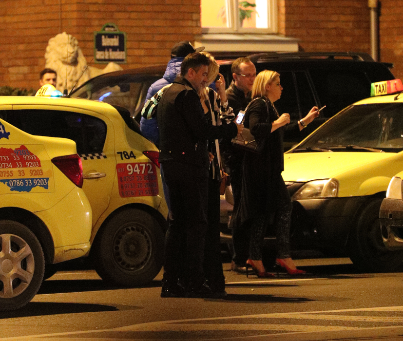 Ispravnic si blonda lui cea zebrată s-au simţit foarte bine în club