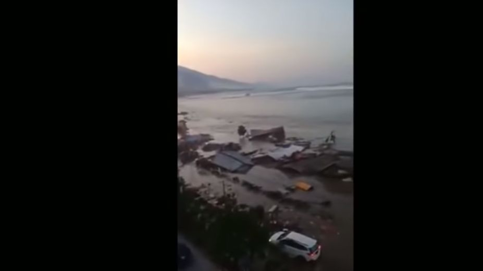 Bilanțul tragediei din Indonezia a ajuns la 832 morți! Zeci de oameni sunt în continuare dați dispăruți