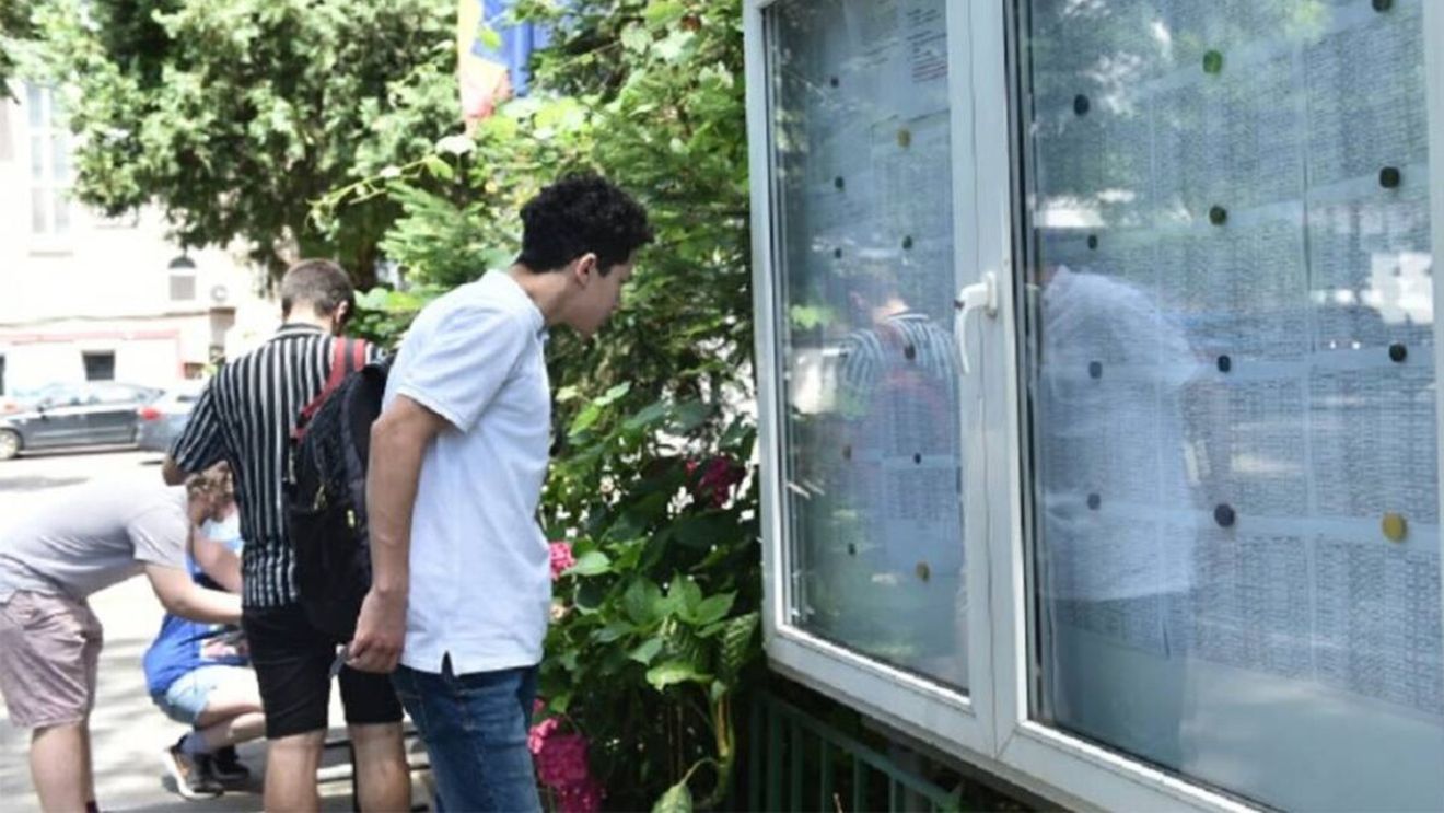 Cazul elevului din Constanța care a UITAT să se prezinte la ultima probă de BAC. Luase 7.80 la română și 8.30 la matematică, dar a picat Bacalaureatul