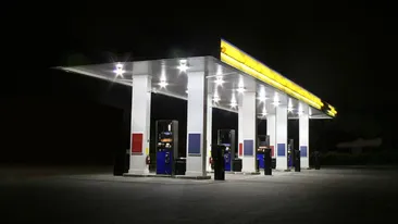 Cum a afectat războiul din Ucraina prețul carburantului. Cât costă acum un litru de benzină în SUA