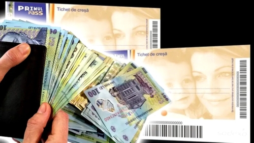Bani în plus pentru părinți din aprilie! Cine primește tichete de creșă majorate la 740 de lei